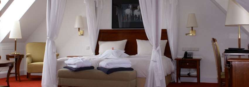 Hotel Moosburger Hof Пфафенхофен ан дер Илм Екстериор снимка